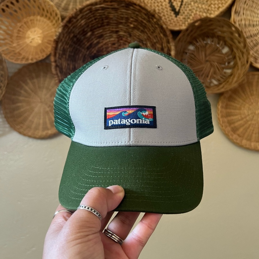 PATAGONIA Women’s SnapBack